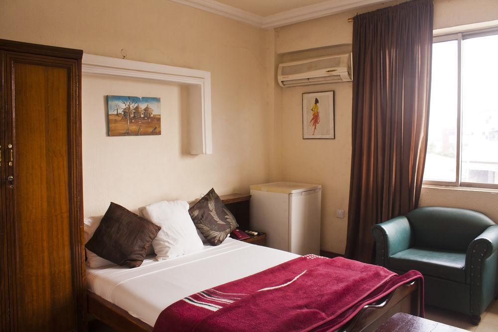 Niagara Hotel อักกรา ภายนอก รูปภาพ