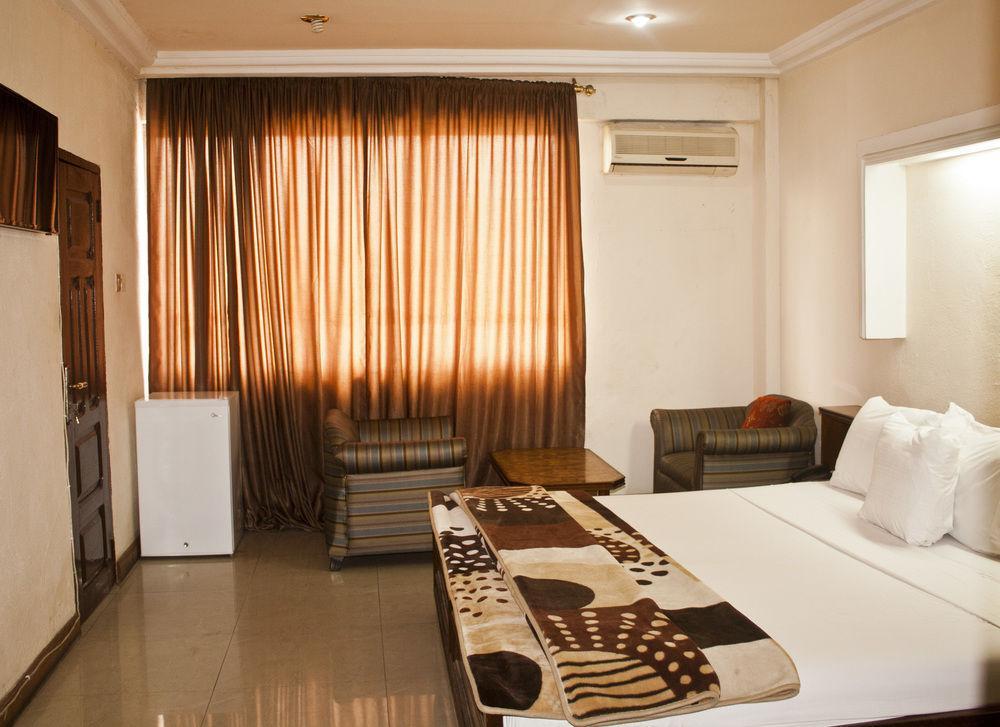 Niagara Hotel อักกรา ภายนอก รูปภาพ