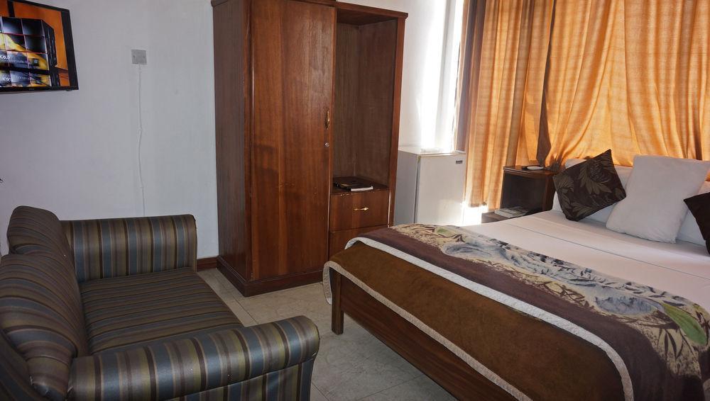 Niagara Hotel อักกรา ภายนอก รูปภาพ