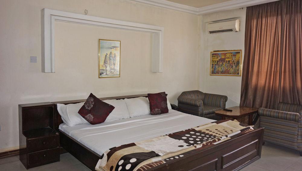 Niagara Hotel อักกรา ภายนอก รูปภาพ