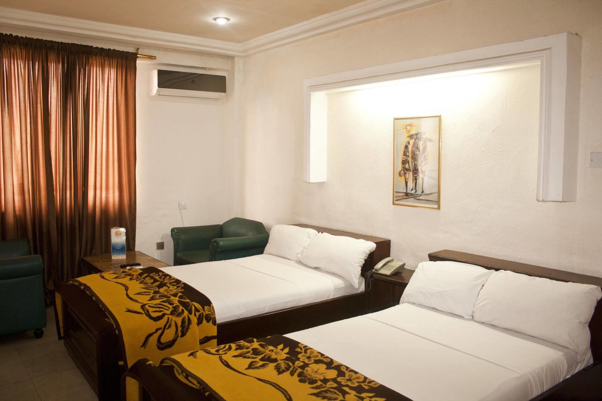 Niagara Hotel อักกรา ภายนอก รูปภาพ