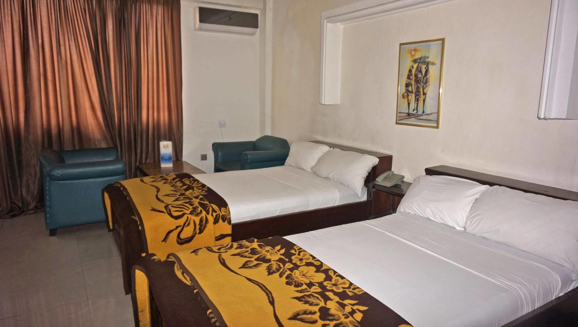 Niagara Hotel อักกรา ภายนอก รูปภาพ