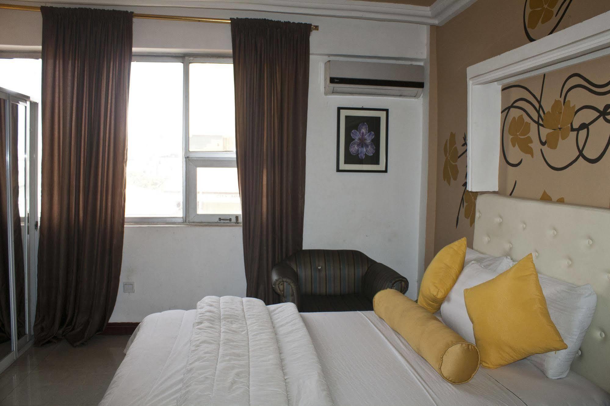 Niagara Hotel อักกรา ภายนอก รูปภาพ