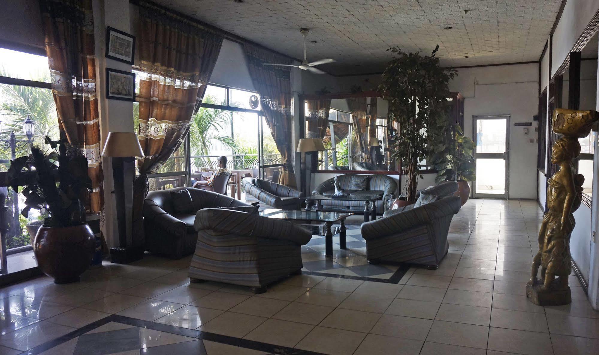 Niagara Hotel อักกรา ภายนอก รูปภาพ